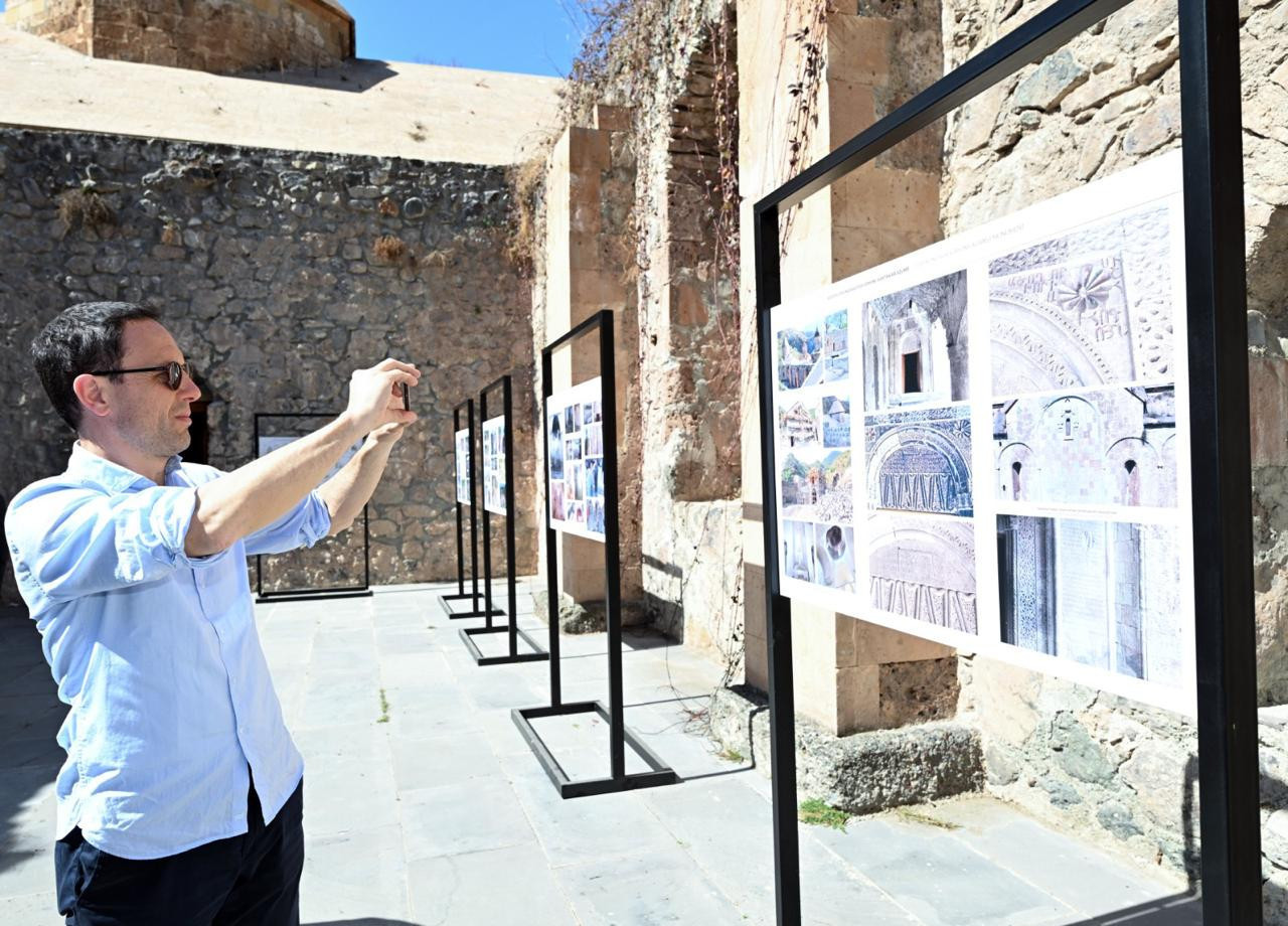 Foreign participants of conference in Baku visited Khudavang Monastery