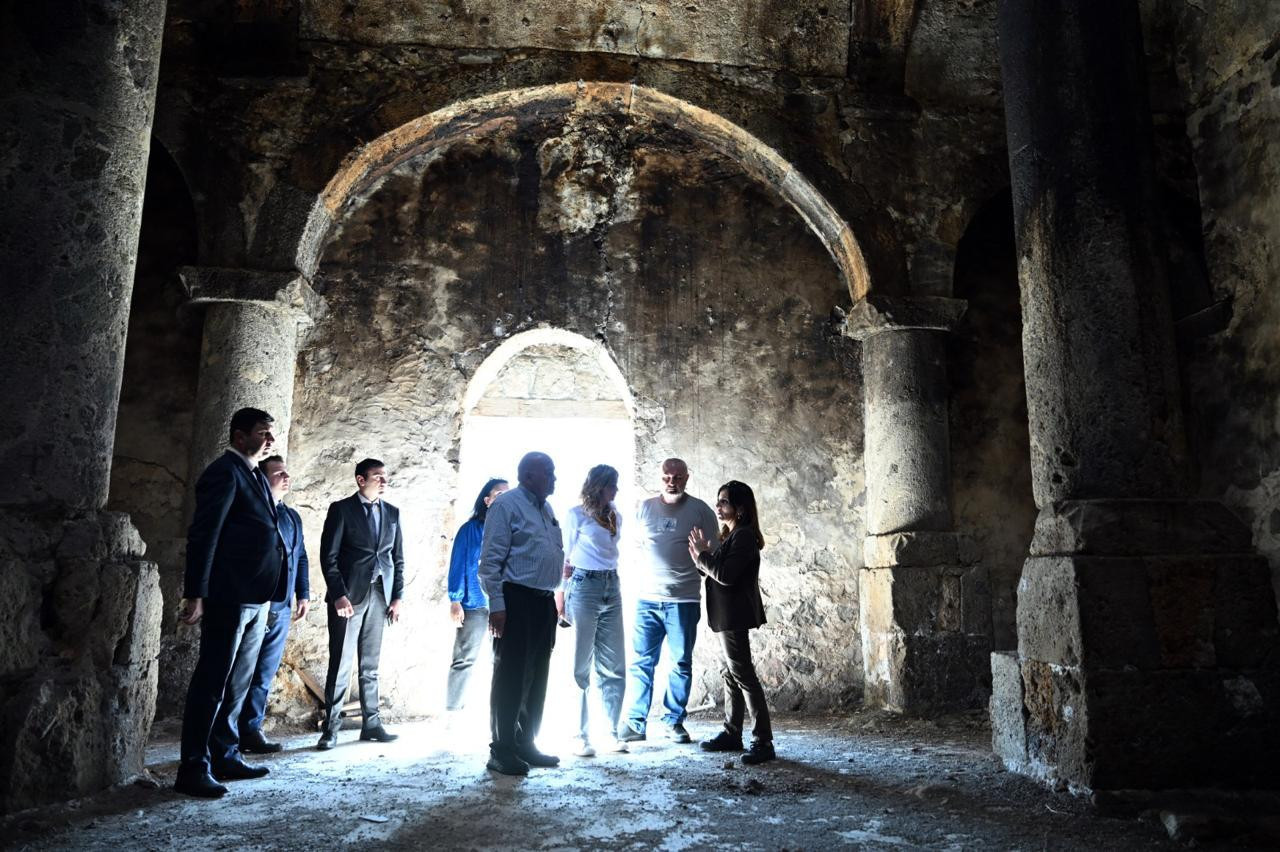 Foreign participants of conference in Baku visited Khudavang Monastery