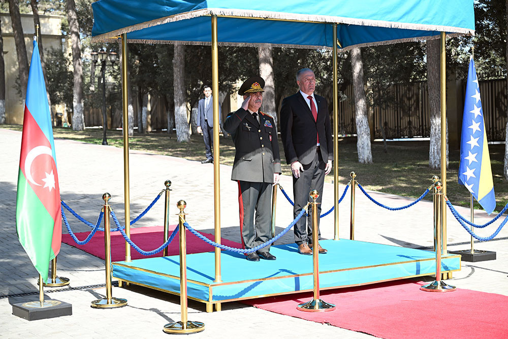Azerbaijan and Bosnia and Herzegovina discuss military cooperation -VIDEO 