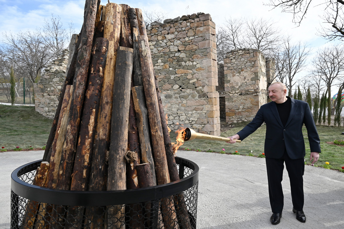 President Ilham Aliyev and First Lady Mehriban Aliyeva lit Novruz bonfire together with residents of Hasanriz village in Aghdara-UPDATED 