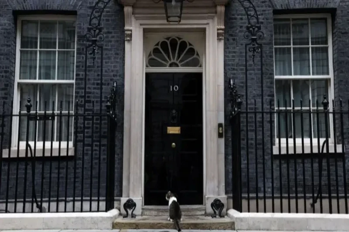 UK PM welcomes 