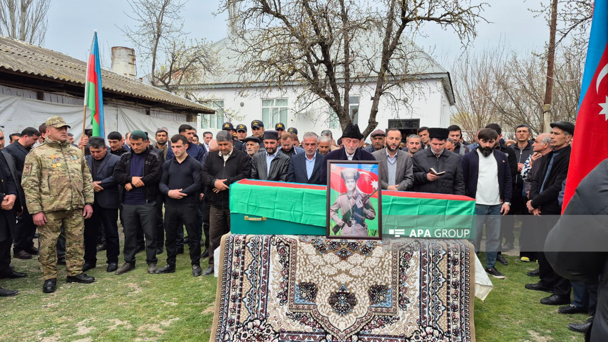 Remains of Dashgin Behbudov who went missing in I Garabagh War buried in Goychay-PHOTO 