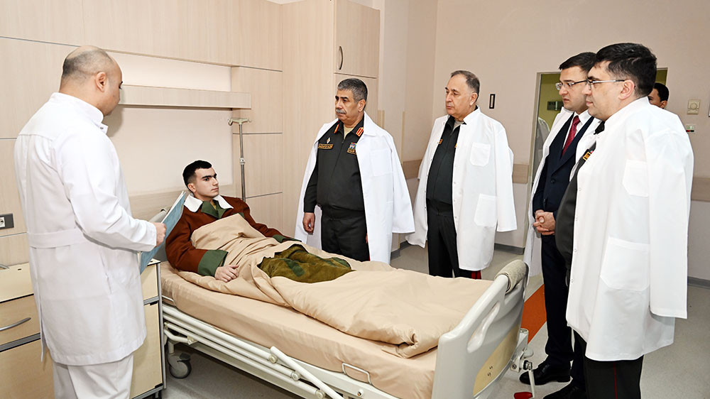 Azerbaijan Defense Ministry’s leadership visits Main Clinical Hospital-VIDEO 