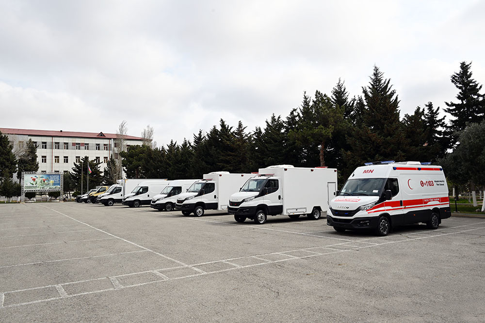 Azerbaijan Defense Ministry’s leadership visits Main Clinical Hospital-VIDEO 