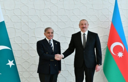 President Ilham Aliyev congratulates Pakistani PM