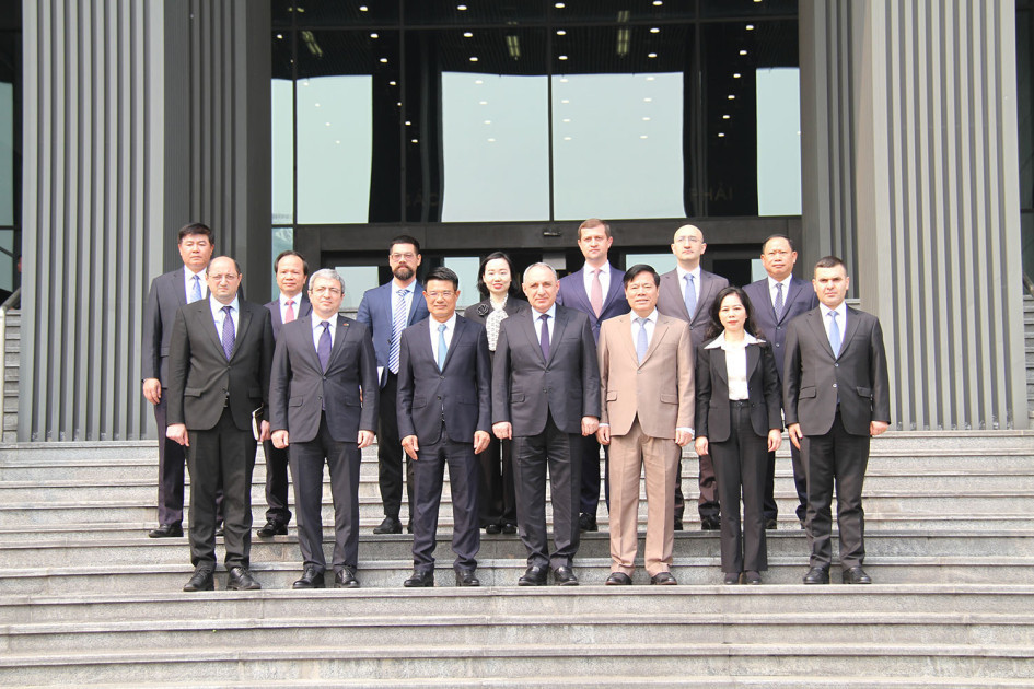 Azerbaijan and Vietnam Prosecutor Generals sign memorandum