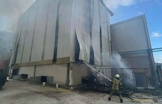 1 killed, 4 wounded in factory explosion in W. Türkiye