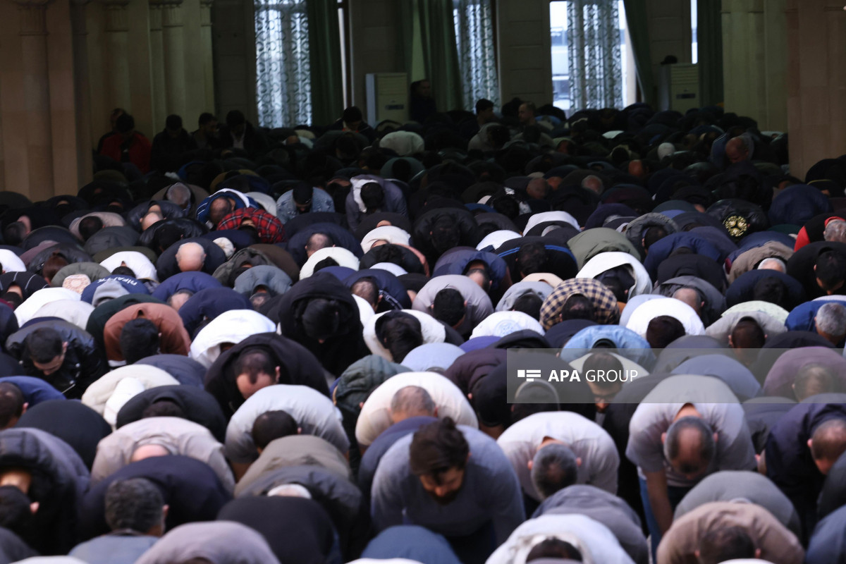 Eid prayers are being performed in mosques to mark the end of the month of Ramadan-PHOTOSESSION 
