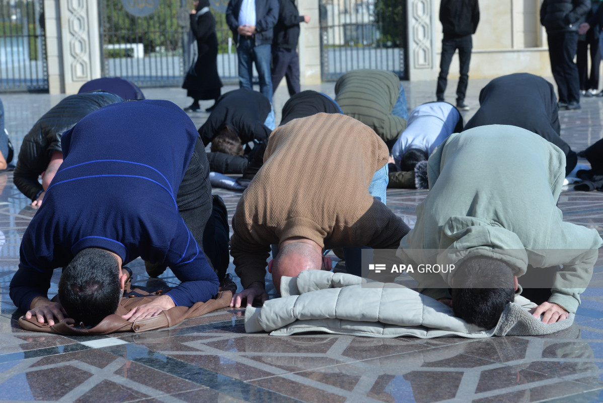 Eid prayers are being performed in mosques to mark the end of the month of Ramadan-PHOTOSESSION 