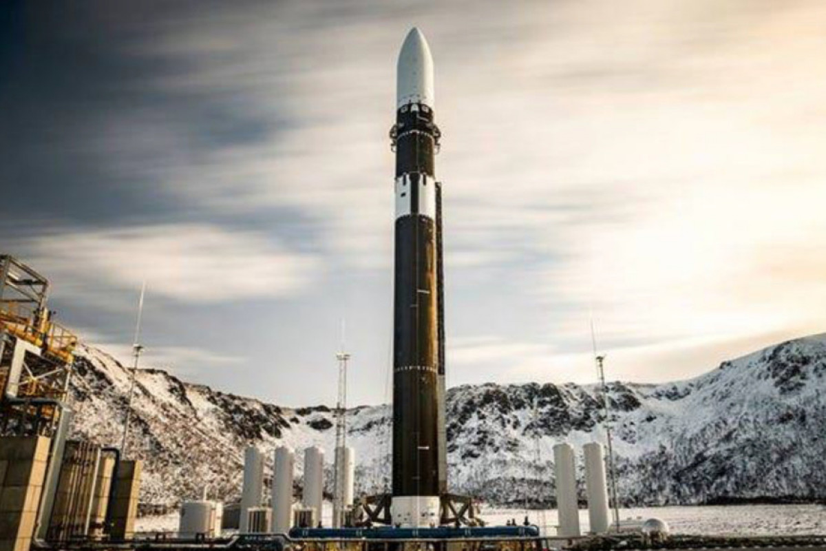 Rocket crashes shortly after launch at Norway