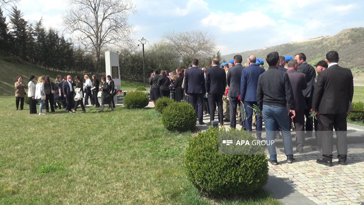 Azerbaijan honors genocide victims at Guba Memorial on 107th anniversary -PHOTO 