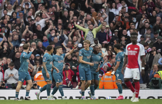 Evanilson scores late winner as Bournemouth produce comeback to stun Arsenal