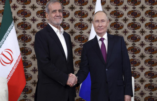 Iranian President Masoud Pezeshkian, Russian President Vladimir Putin