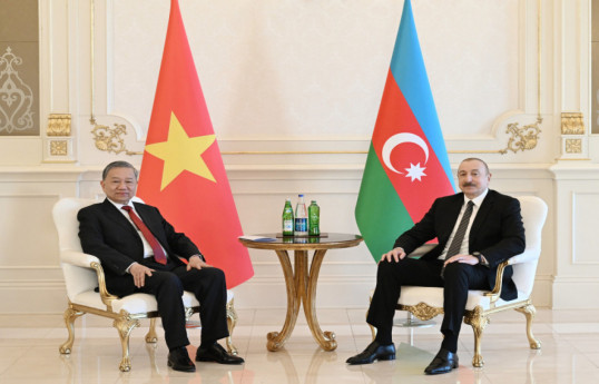 President Ilham Aliyev held limited format meeting with General Secretary of Central Committee of Communist Party of Vietnam -UPDATED 