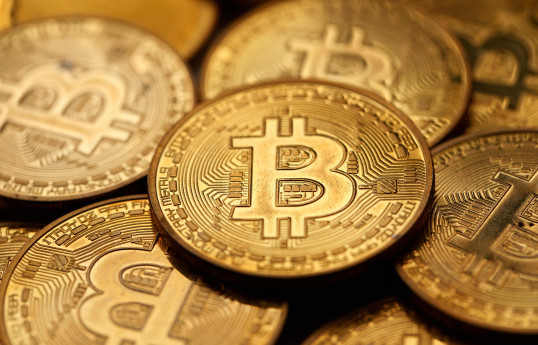Bitcoin price exceeds $100,000 for the first time since February 7
