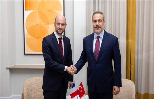 Jean-Noel Barrot, Hakan Fidan