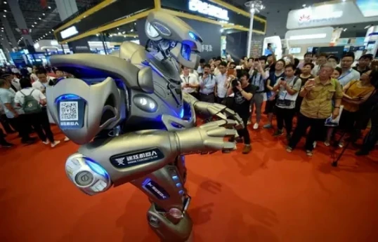 Humanoid Robots battled in China