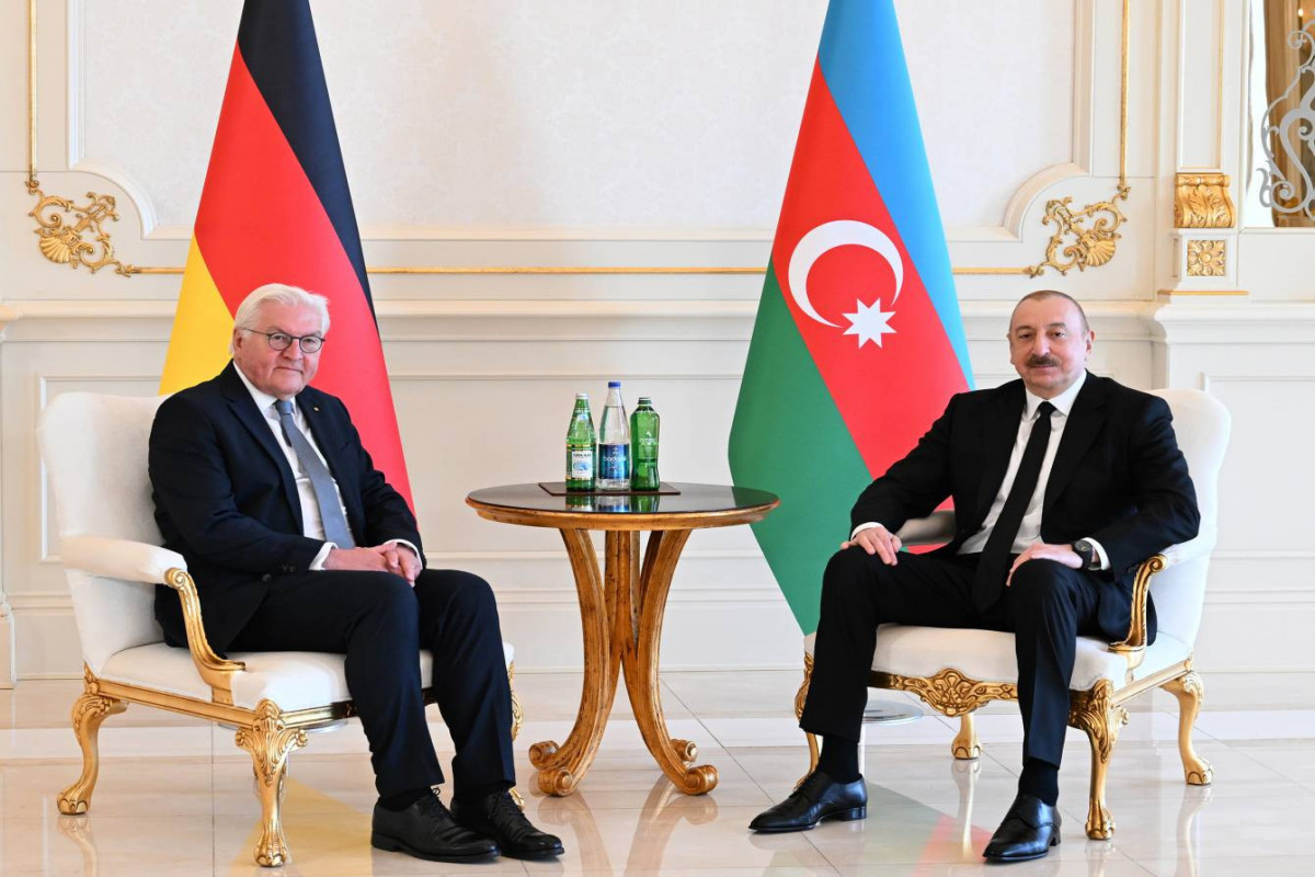 German President Frank-Walter Steinmeier congratulates President Ilham Aliyev on Independence Day