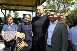 President Ilham Aliyev met with residents in Lachin -PHOTO  -UPDATED 