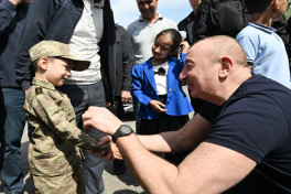 President Ilham Aliyev met with residents in Lachin -PHOTO  -UPDATED 
