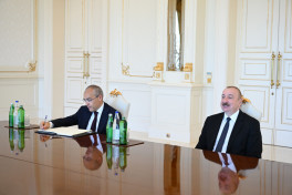 President Ilham Aliyev received business delegation from United Arab Emirates