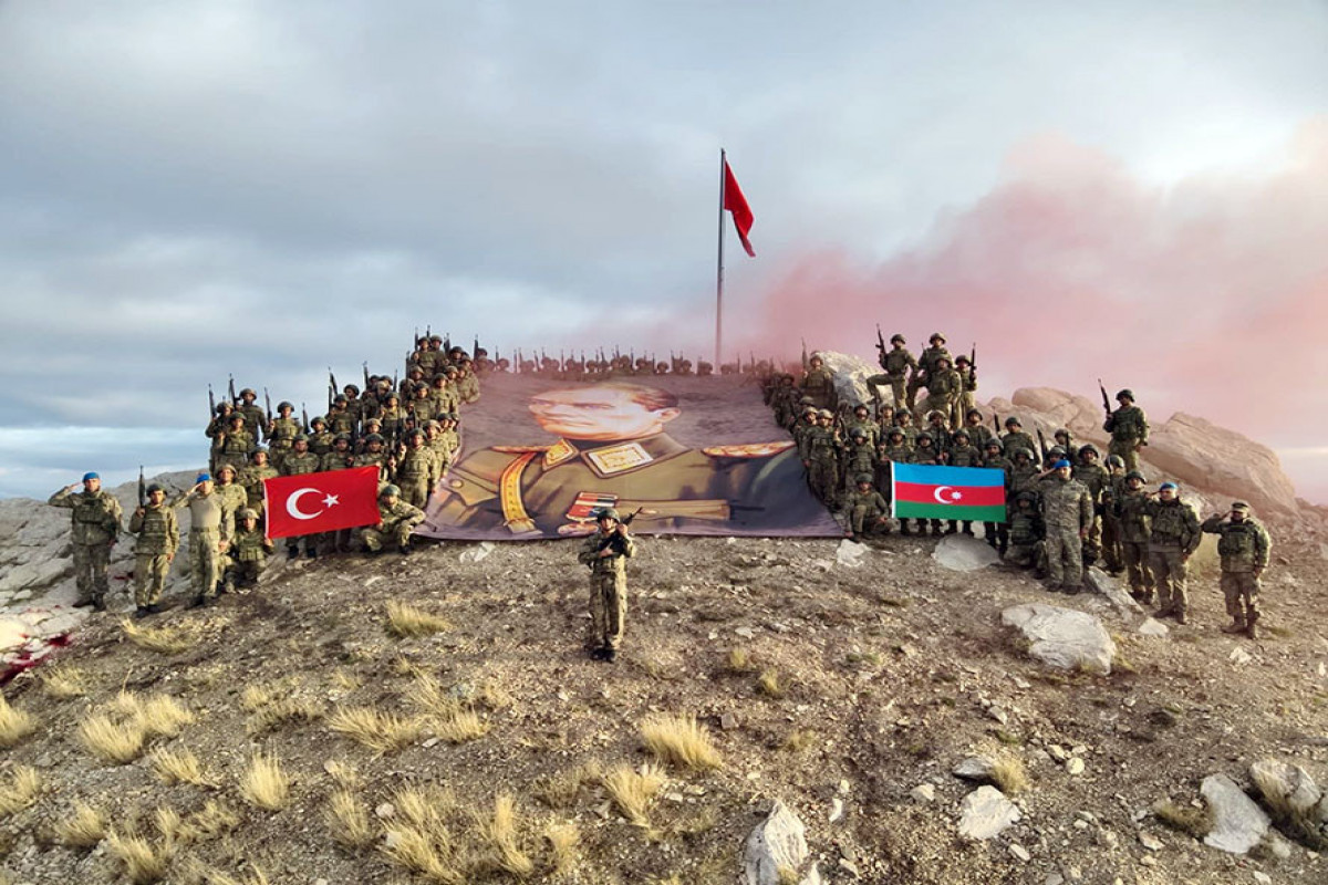 Mountain Commando Course involving Combined Arms Army servicemen ends