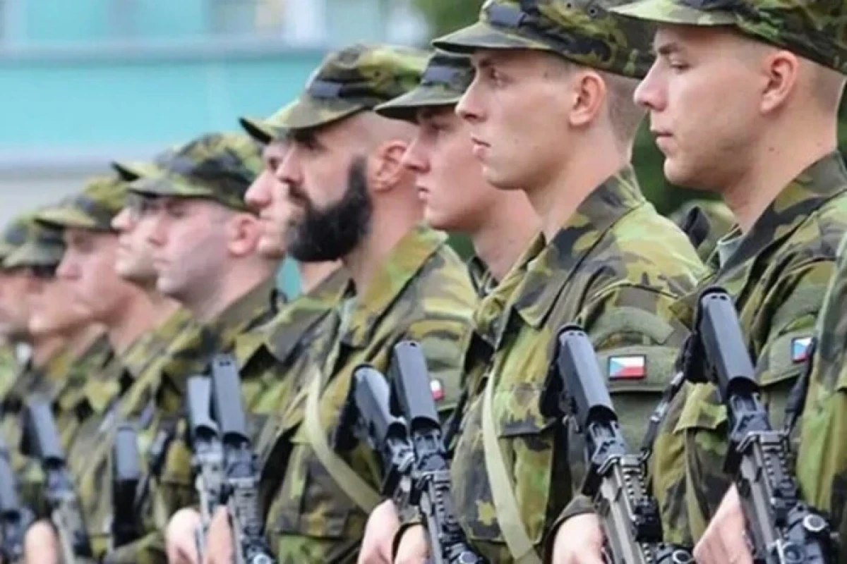 Czech army plans to recruit 2,250 contract soldiers next year