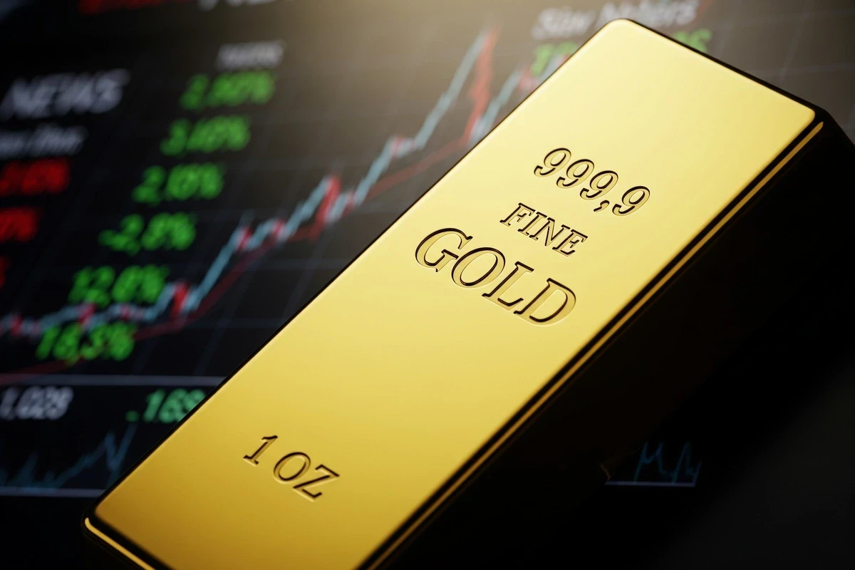 Gold steadies on stronger dollar as investors trim rate-cut bets