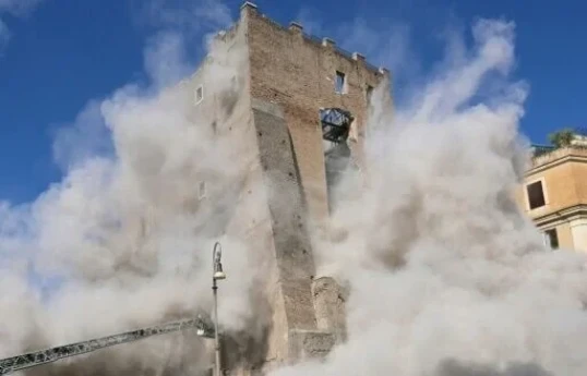 Worker dies after partial collapse of medieval tower in Rome