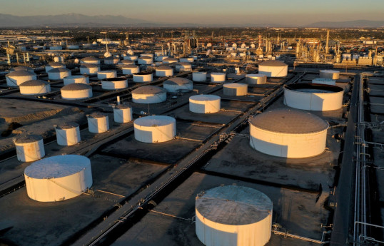 U.S. crude oil stockpiles post large increase