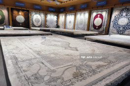 Azerbaijan places $7.5 million carpet order with Khiva Carpet Factory in Uzbekistan -PHOTO 