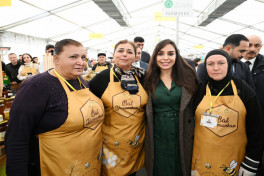 Leyla Aliyeva and Arzu Aliyeva attend exhibition-sale fair of beekeeping products