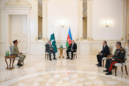President Ilham Aliyev held limited format meeting with Prime Minister of Pakistan-PHOTO -UPDATED 