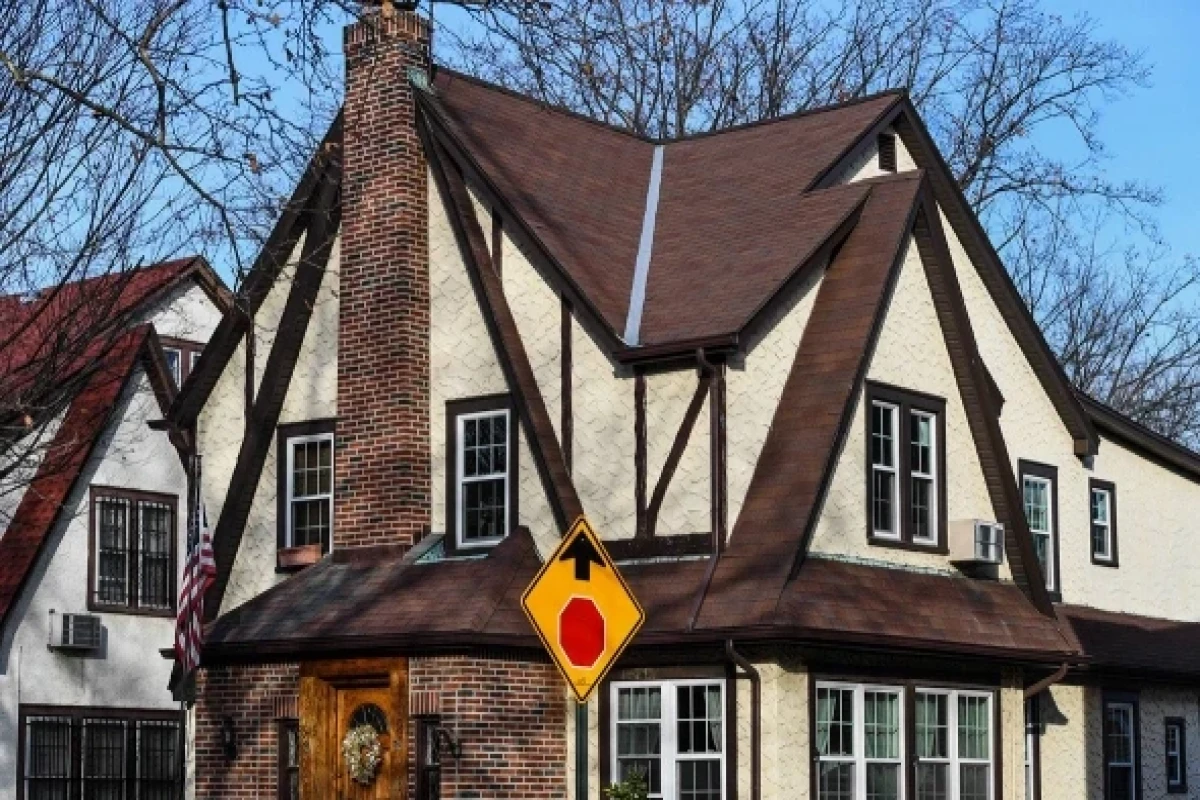 Trump’s childhood home hits market for $2.3 million — WSJ