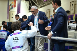 Azerbaijani judoka Hidayat Heydarov becomes double winner of Islamic Games
