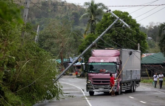 Two dead, one million evacuated as Typhoon Fung-wong slams into the Philippines-PHOTO 