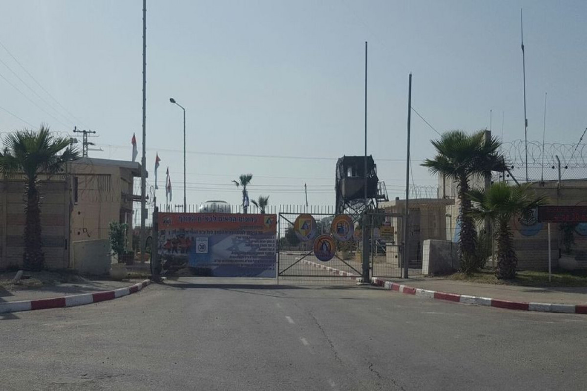 North Gaza border crossing reopens for entry of humanitarian aid
