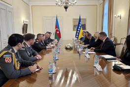 Azerbaijan Defense Minister visits Bosnia and Herzegovina