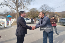 Next resettlement convoy arrives in village of Vangli in Azerbaijan's Aghdara, families receive house keys-PHOTO 