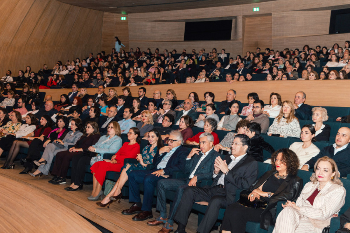 Legendary tenor Plácido Domingo performs at Heydar Aliyev Center