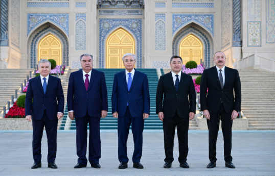 President Ilham Aliyev visited Center of Islamic Civilization in Tashkent