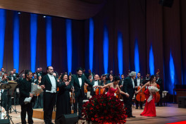 Legendary tenor Plácido Domingo performs at Heydar Aliyev Center