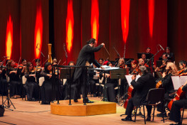 Legendary tenor Plácido Domingo performs at Heydar Aliyev Center