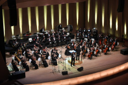 Legendary tenor Plácido Domingo performs at Heydar Aliyev Center