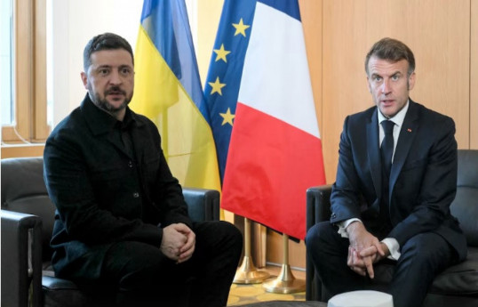 Volodymyr Zelenskyy, Ukrainan President and Emmanuel Macron, French President