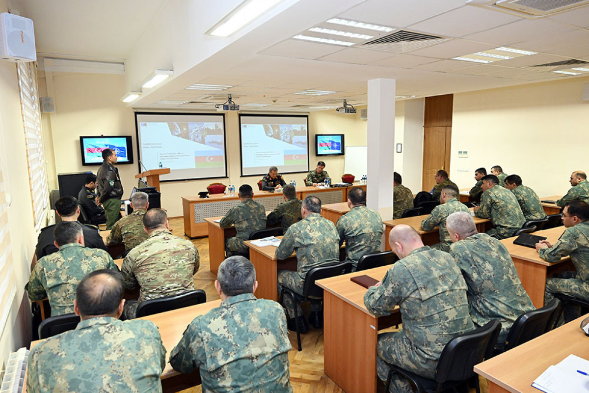 NATO mobile training team conducts a course in Baku