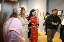 Exhibition of renowned Uzbek miniature master Jahangir Ashurov opens in Baku