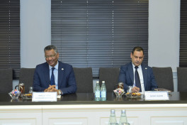 Azerbaijan's Education Minister meets with Sudanese Ambassador