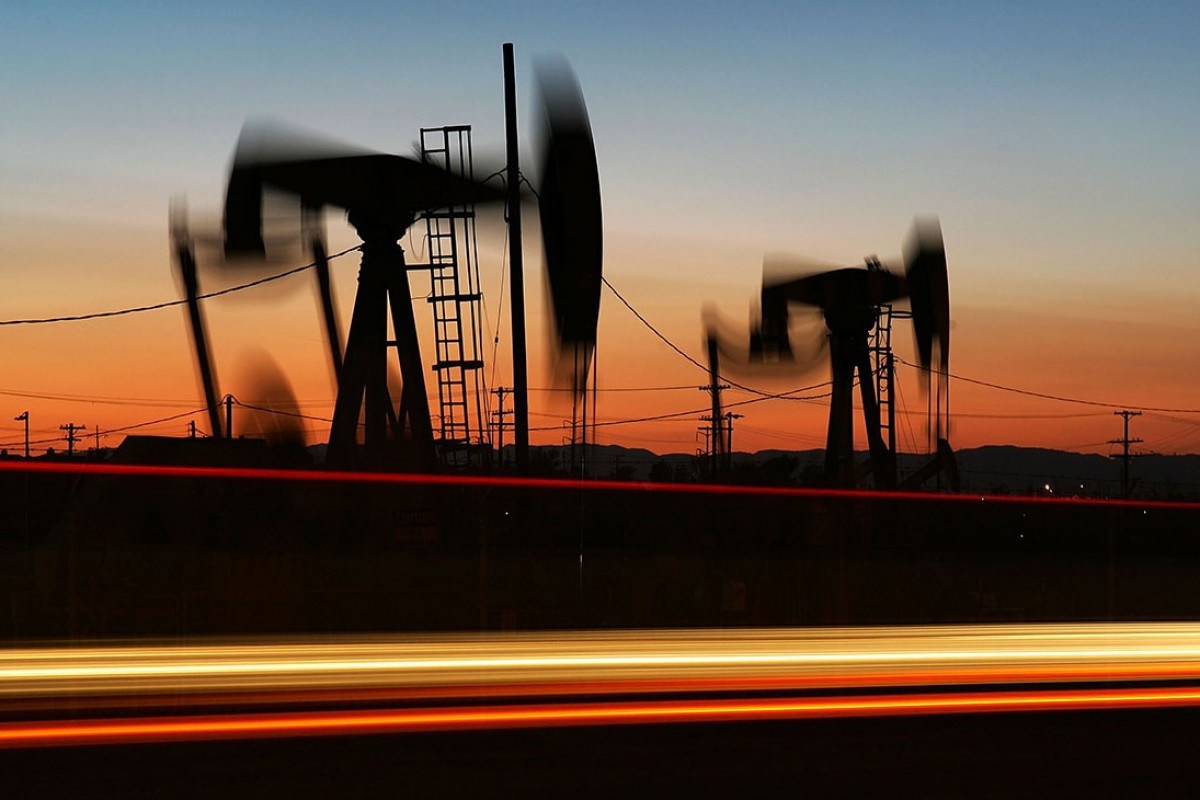 Oil edges up as US peace push may add to oversupply, though stockpile pull lends support