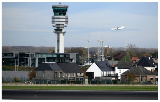 Air traffic over Dutch airport suspended due to drones